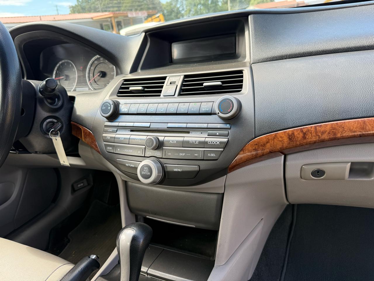 Honda Accord EX Sedan AT 2012