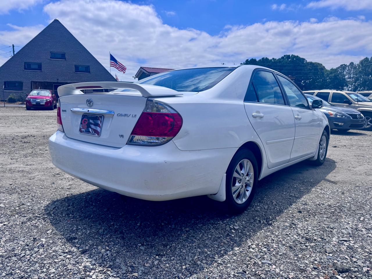 Toyota Camry LE V6 2005