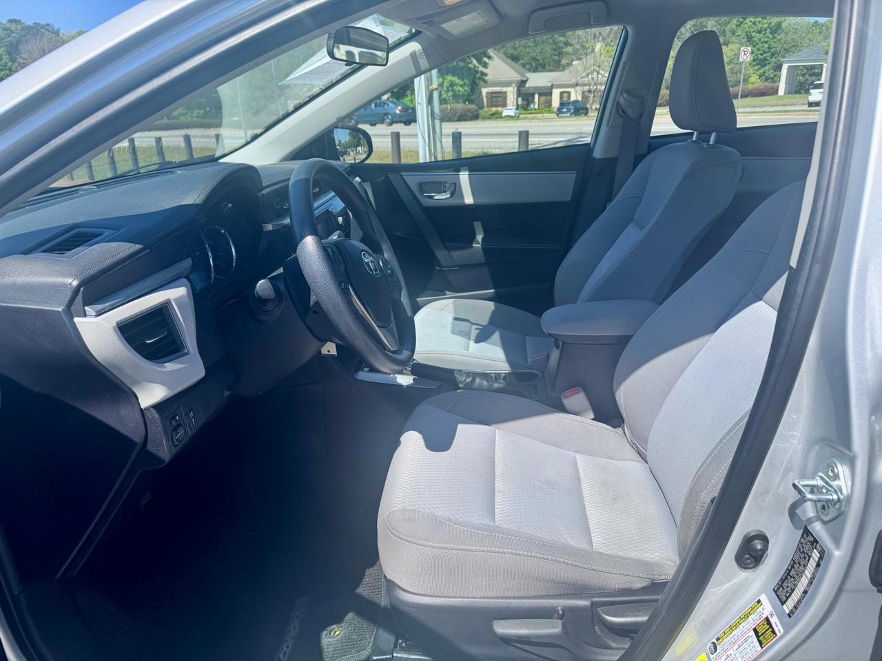 Toyota Corolla LE CVT 2016