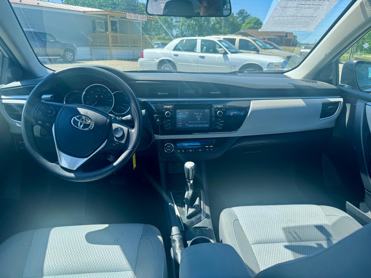 Toyota Corolla LE CVT 2016