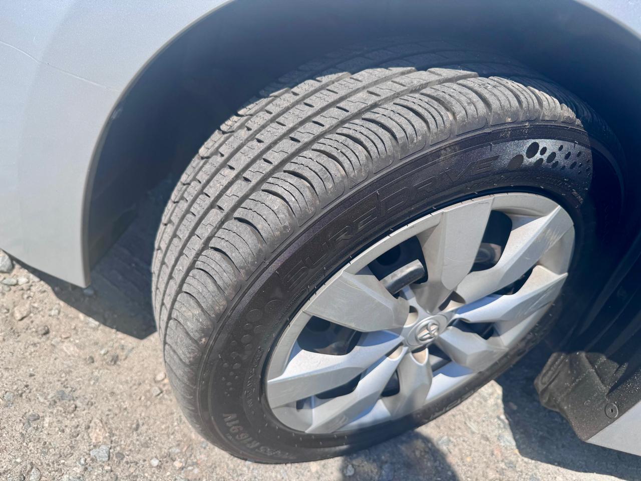 Toyota Corolla LE CVT 2016