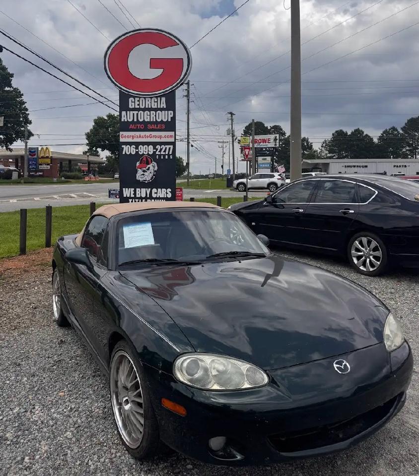 Mazda MX-5 Miata Base 2003