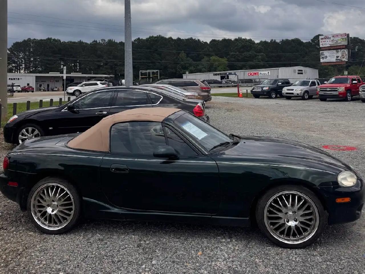 Mazda MX-5 Miata Base 2003