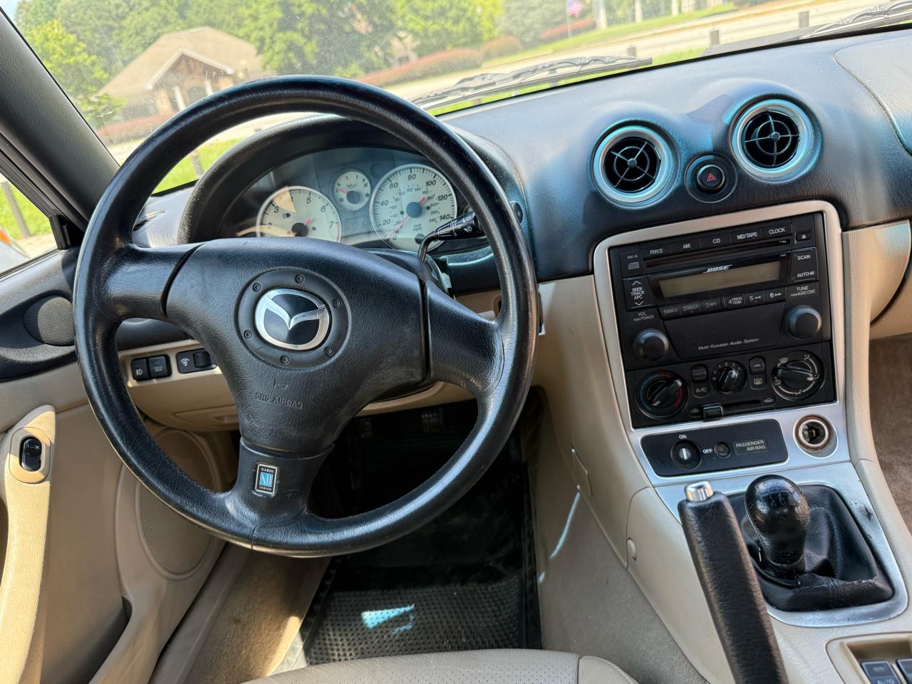 Mazda MX-5 Miata Base 2003