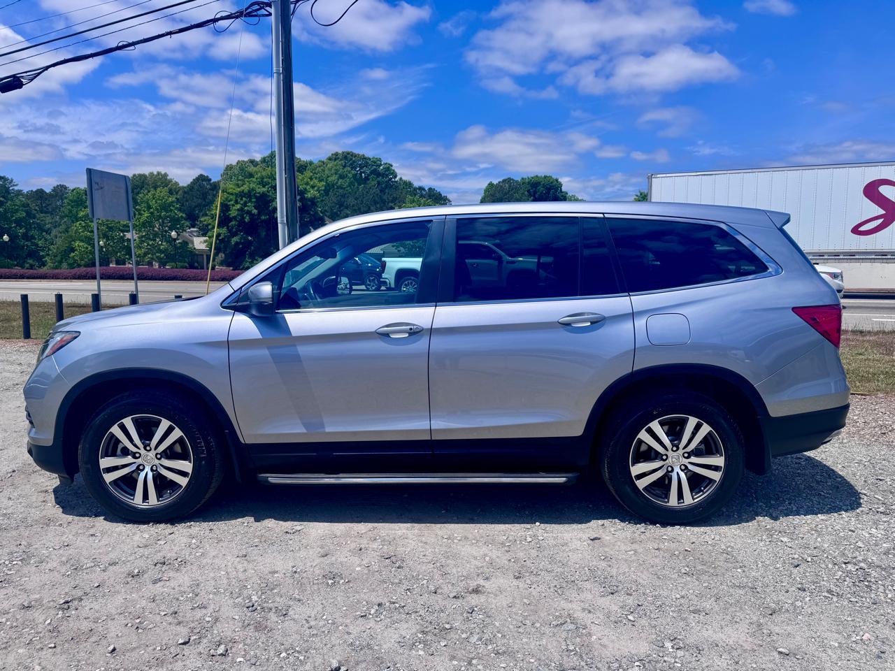 Honda Pilot EX-L w/Navigation 2017