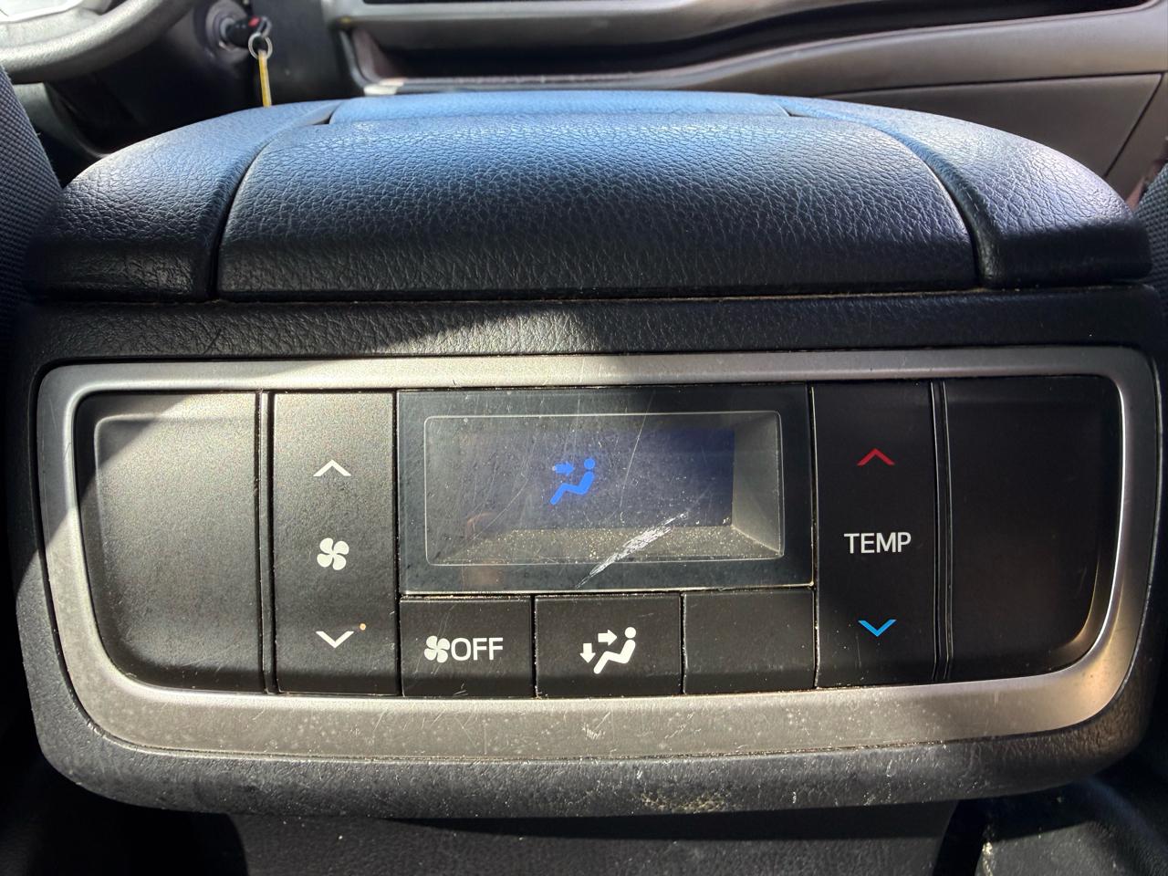 Toyota Highlander LE FWD I4 2017