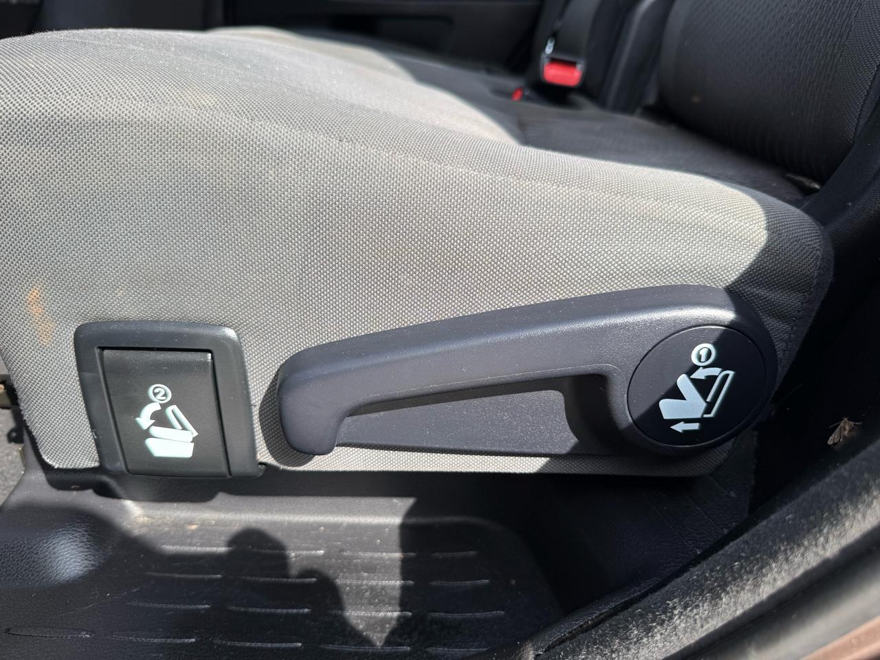 Toyota Highlander LE FWD I4 2017