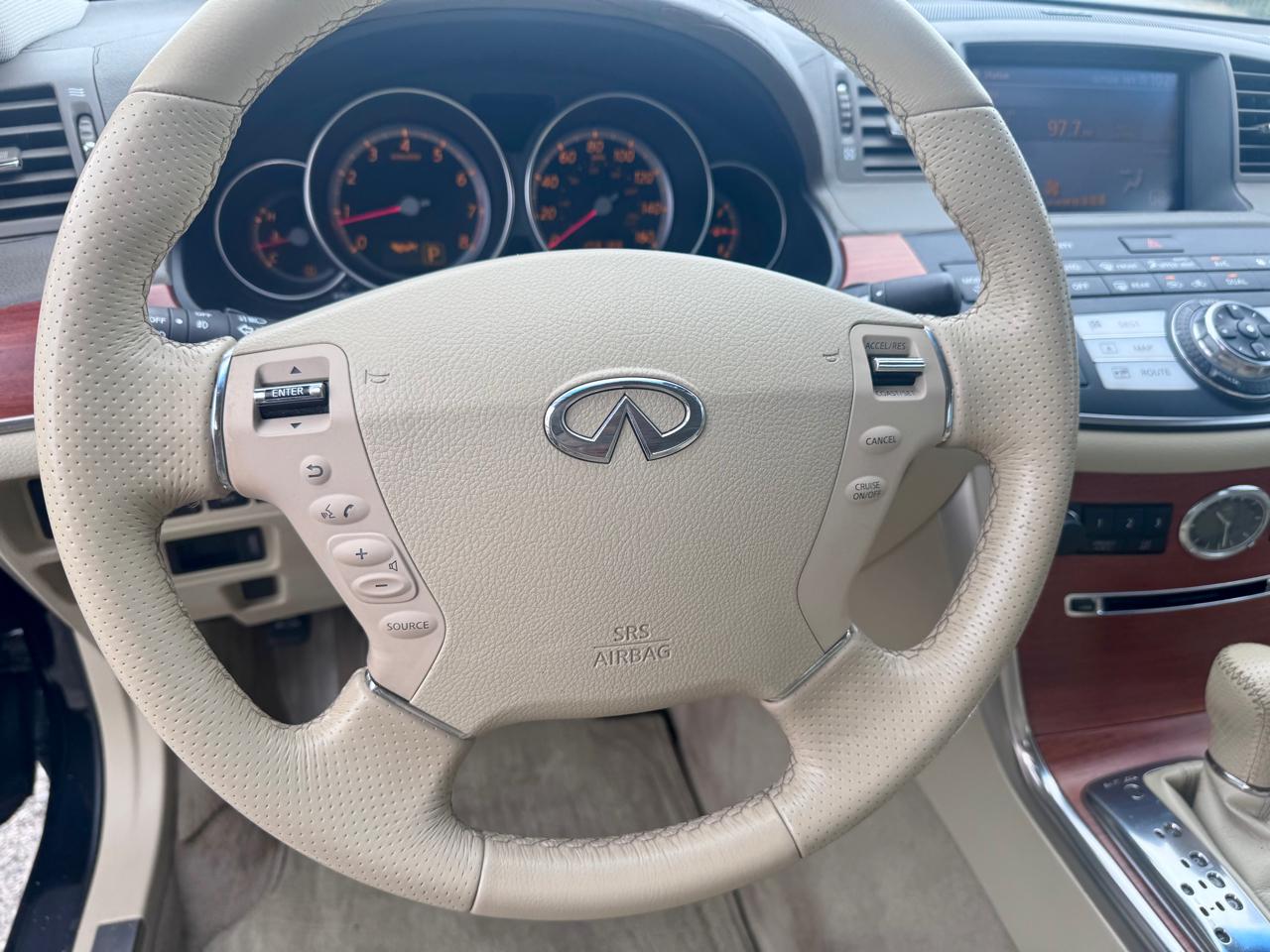Infiniti M 35 Sedan 2007