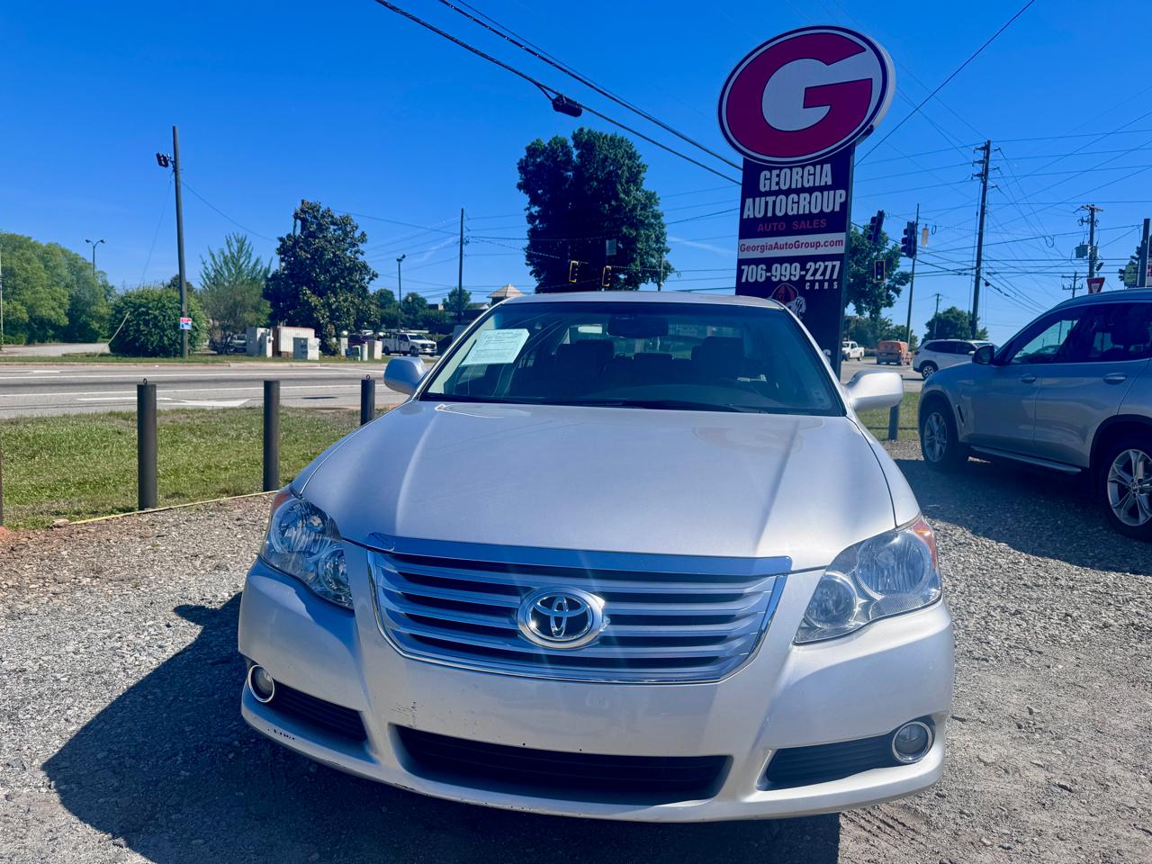 Toyota Avalon XL 2010