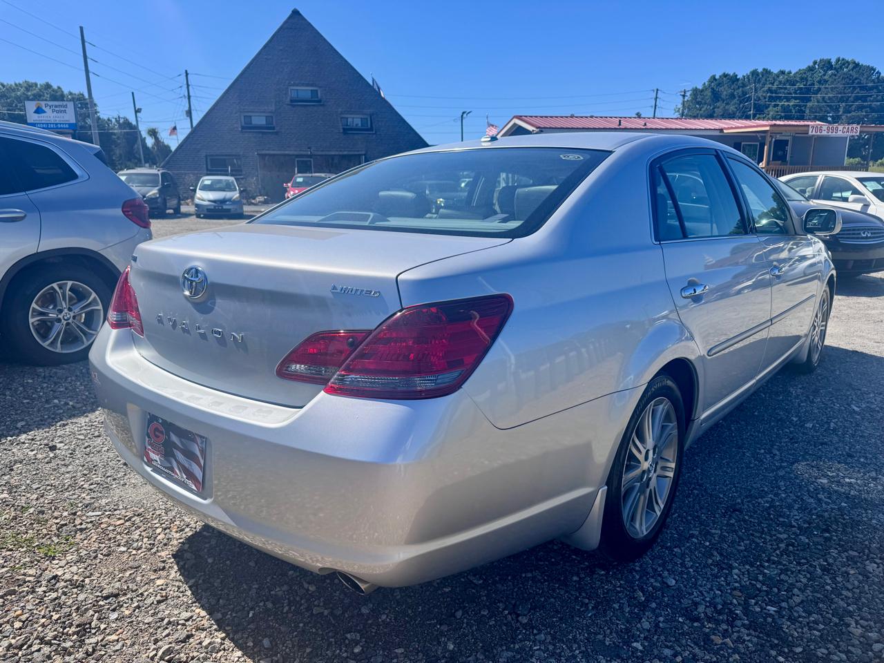 Toyota Avalon XL 2010