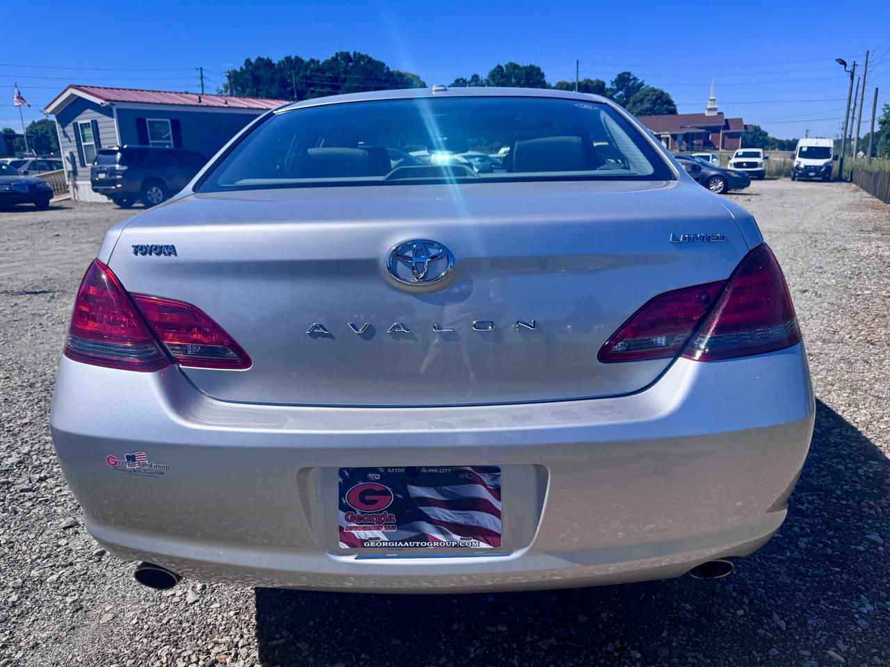 Toyota Avalon XL 2010