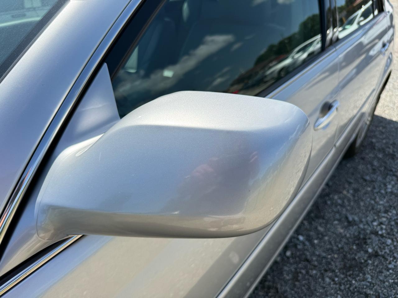 Toyota Avalon XL 2010