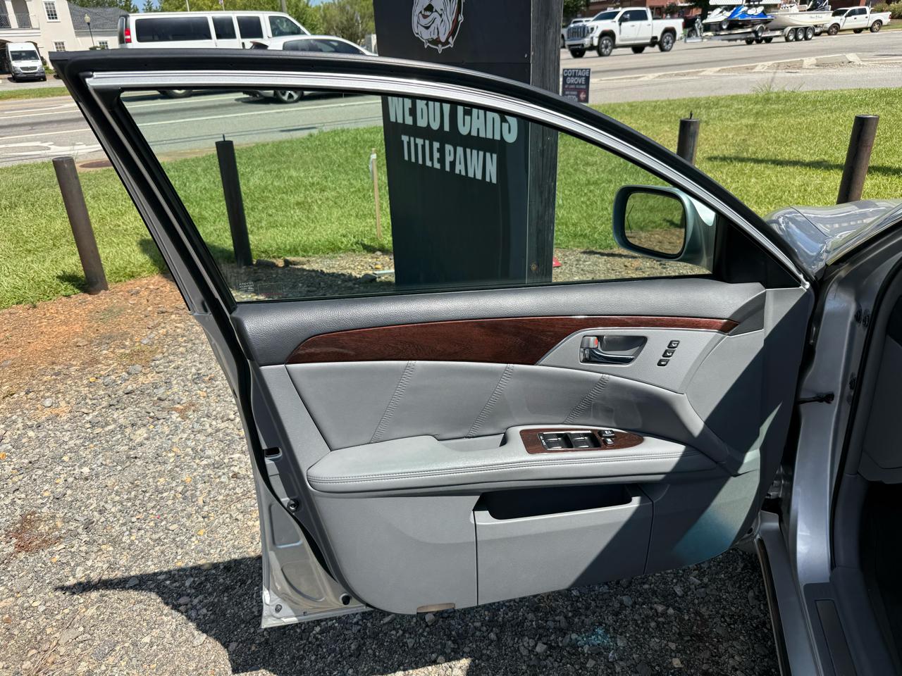 Toyota Avalon XL 2010