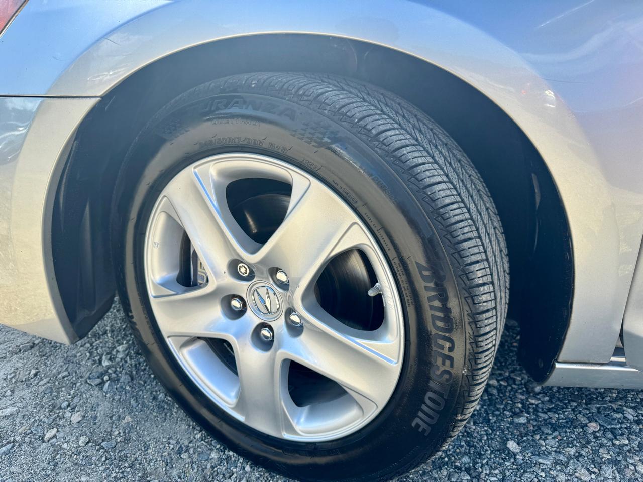 Acura RL 3.5RL with Navigation System 2005