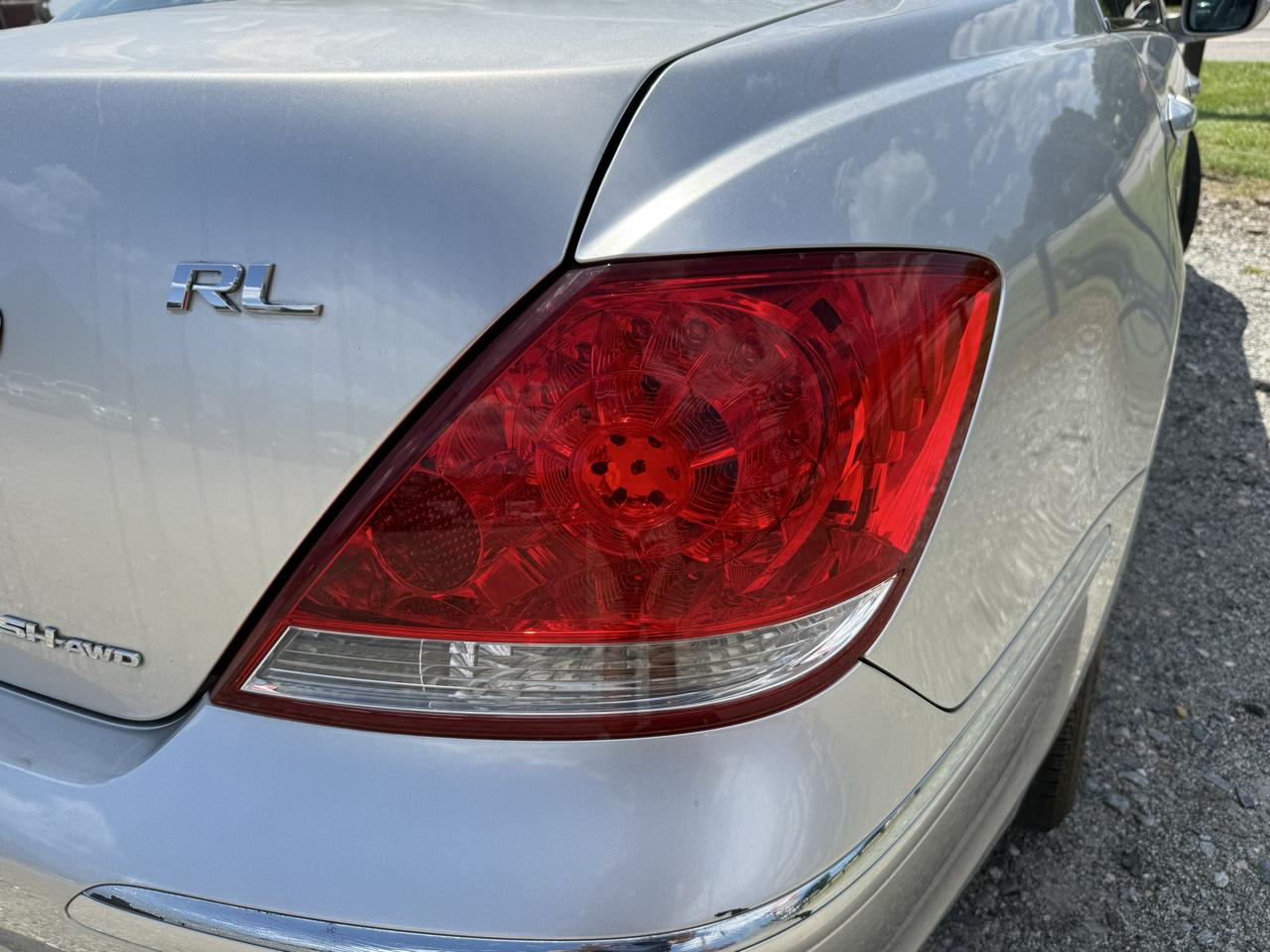 Acura RL 3.5RL with Navigation System 2005