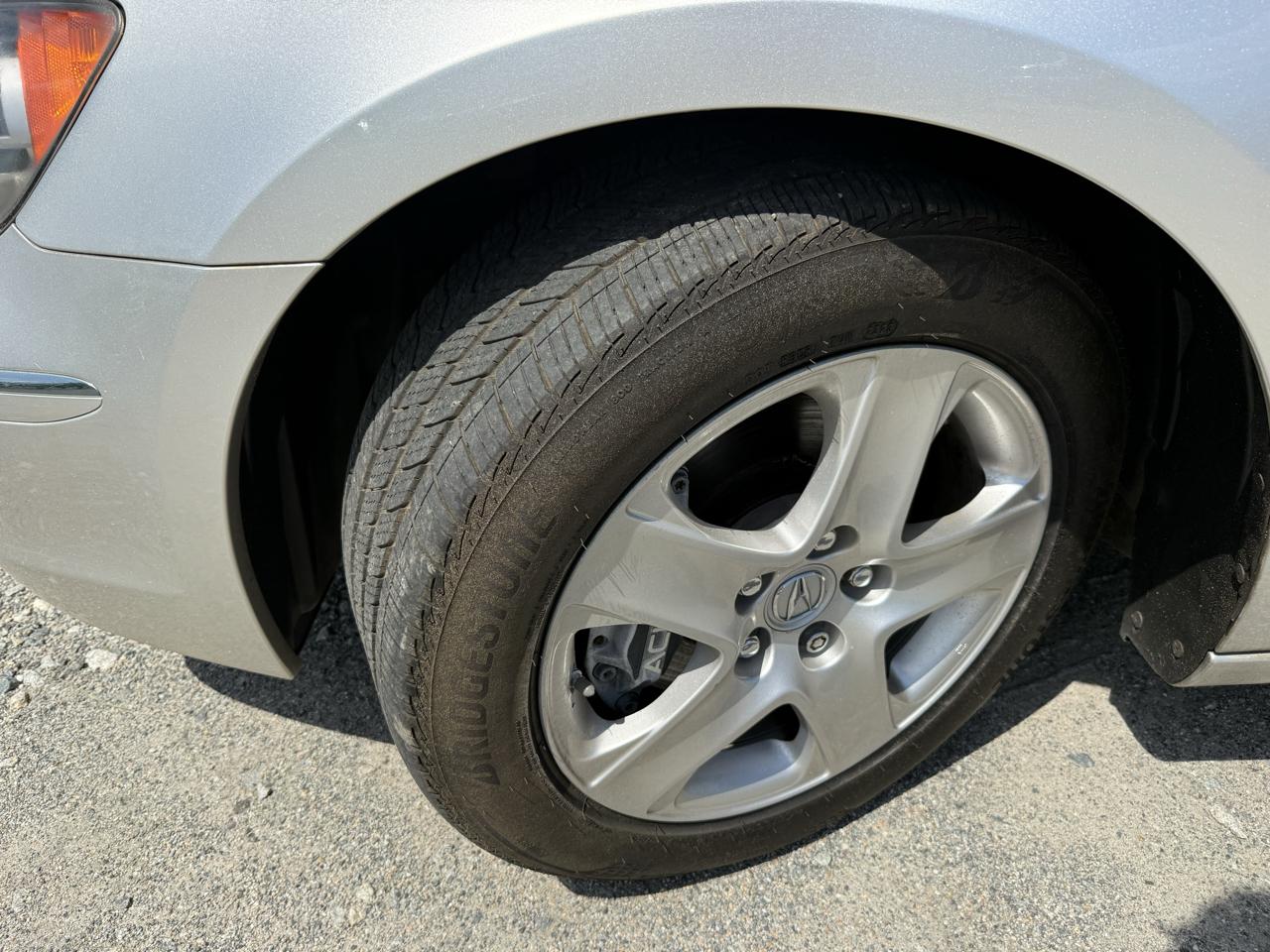 Acura RL 3.5RL with Navigation System 2005