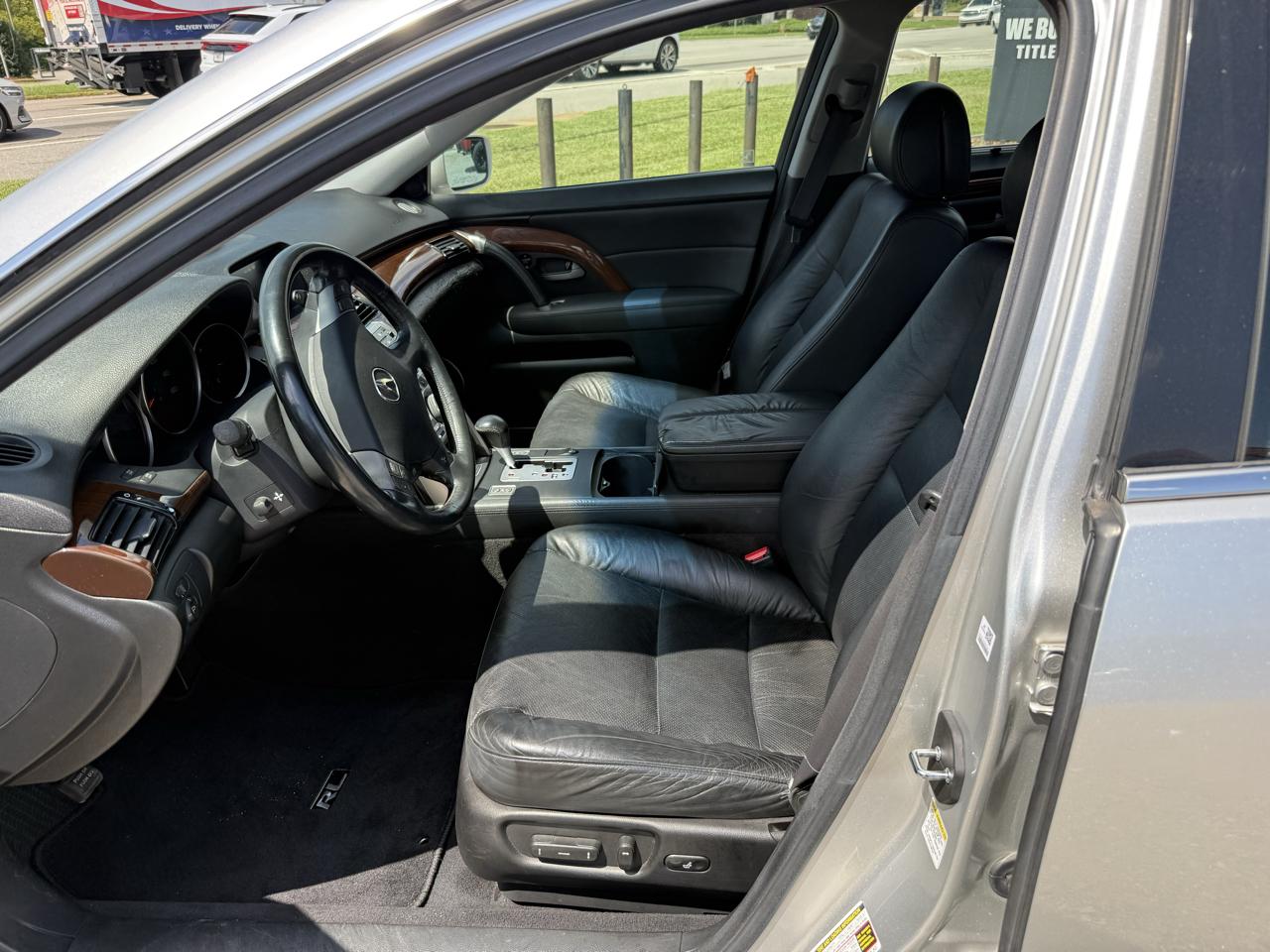 Acura RL 3.5RL with Navigation System 2005