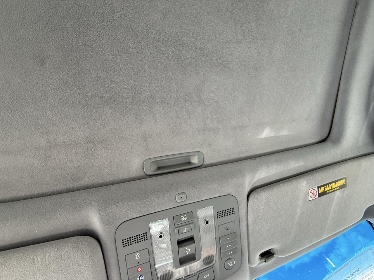 Acura RL 3.5RL with Navigation System 2005