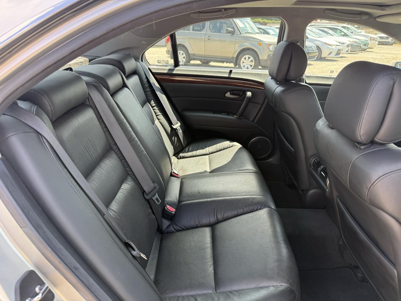 Acura RL 3.5RL with Navigation System 2005