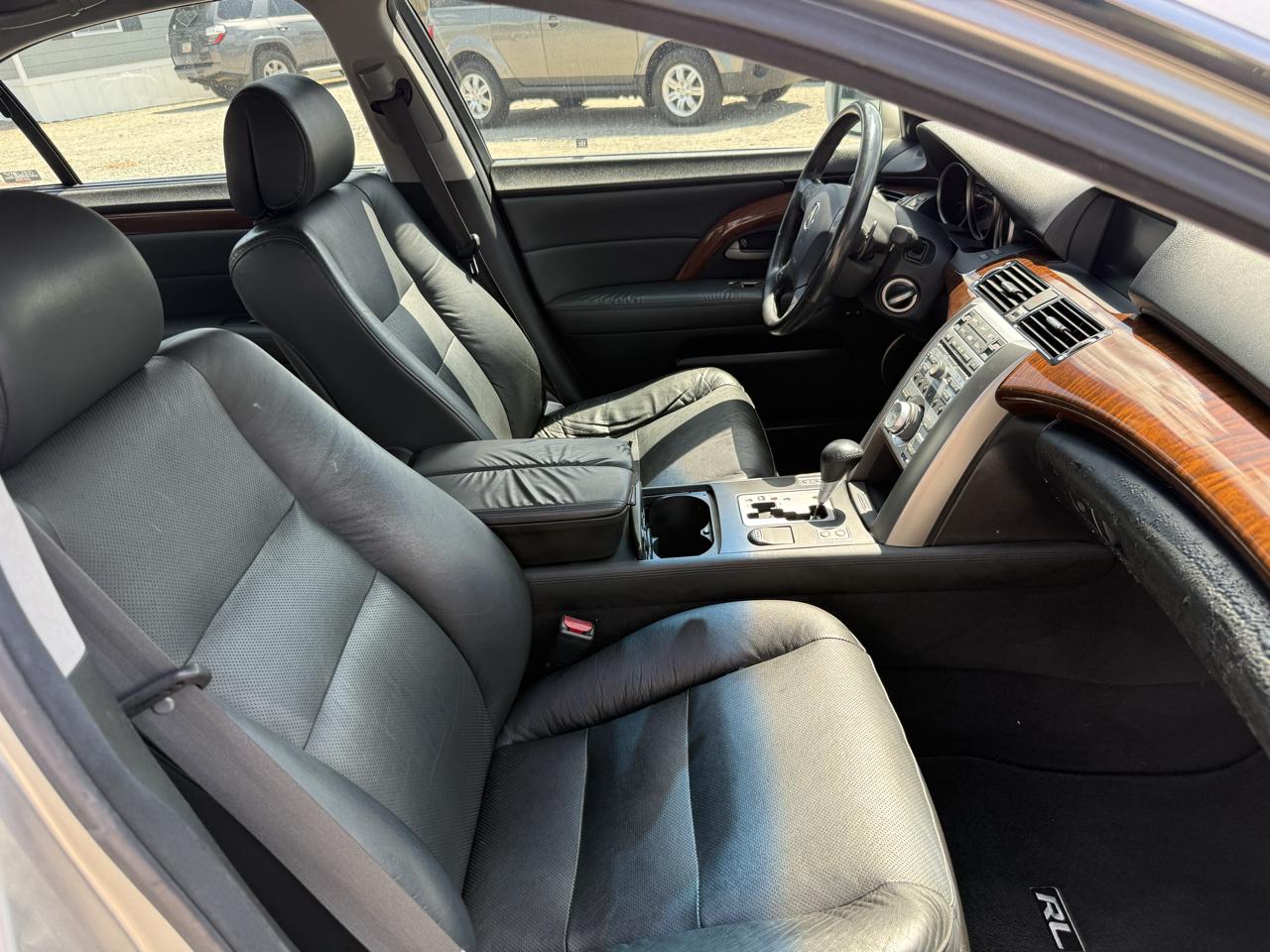 Acura RL 3.5RL with Navigation System 2005