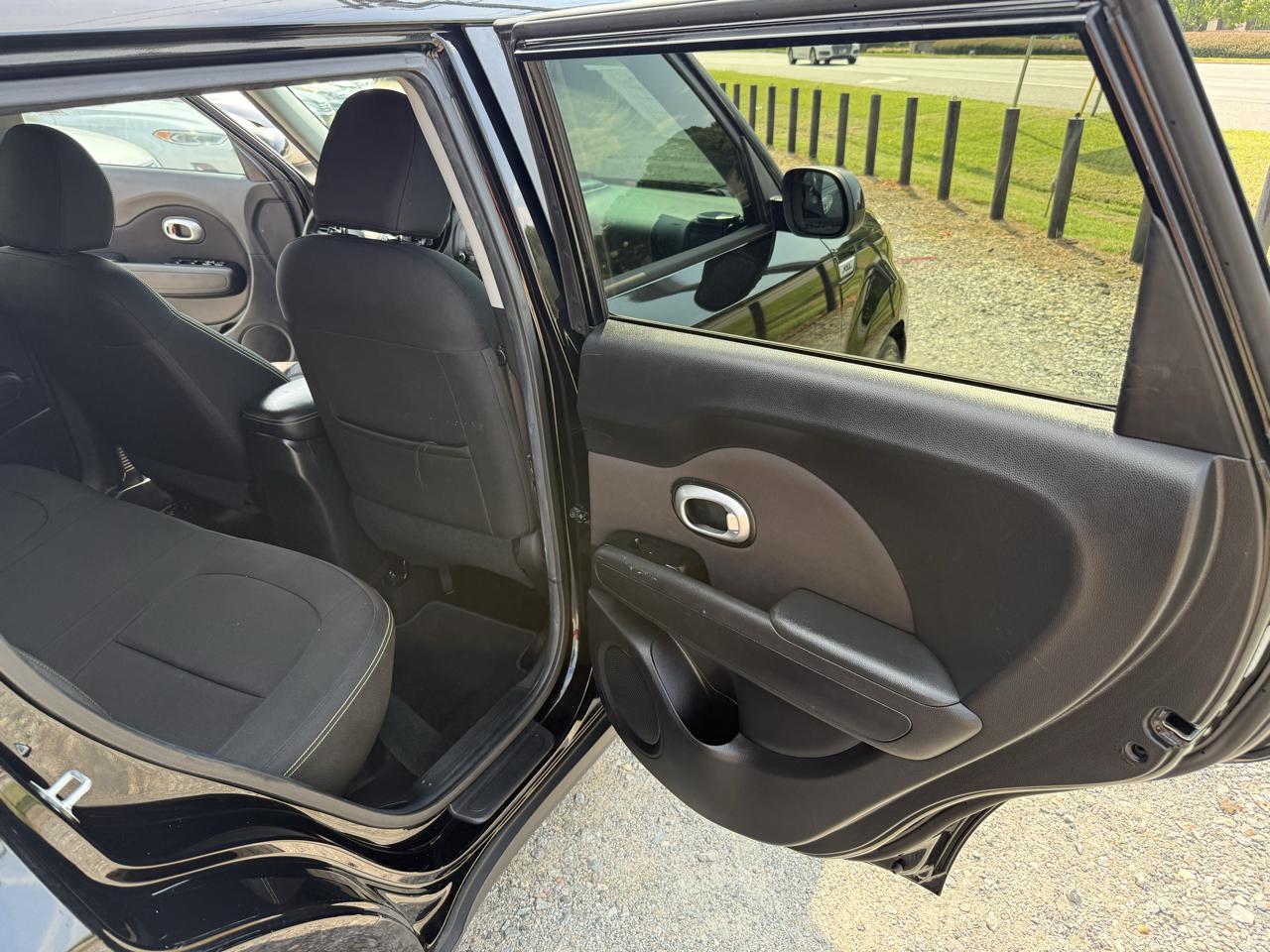 Kia Soul + 2015