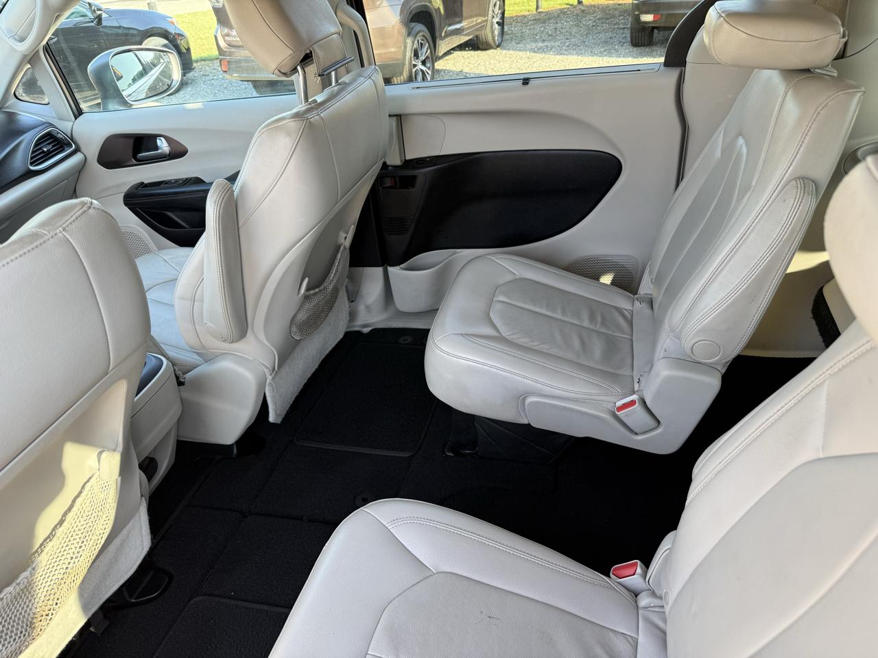 Chrysler Pacifica Touring-L 2017