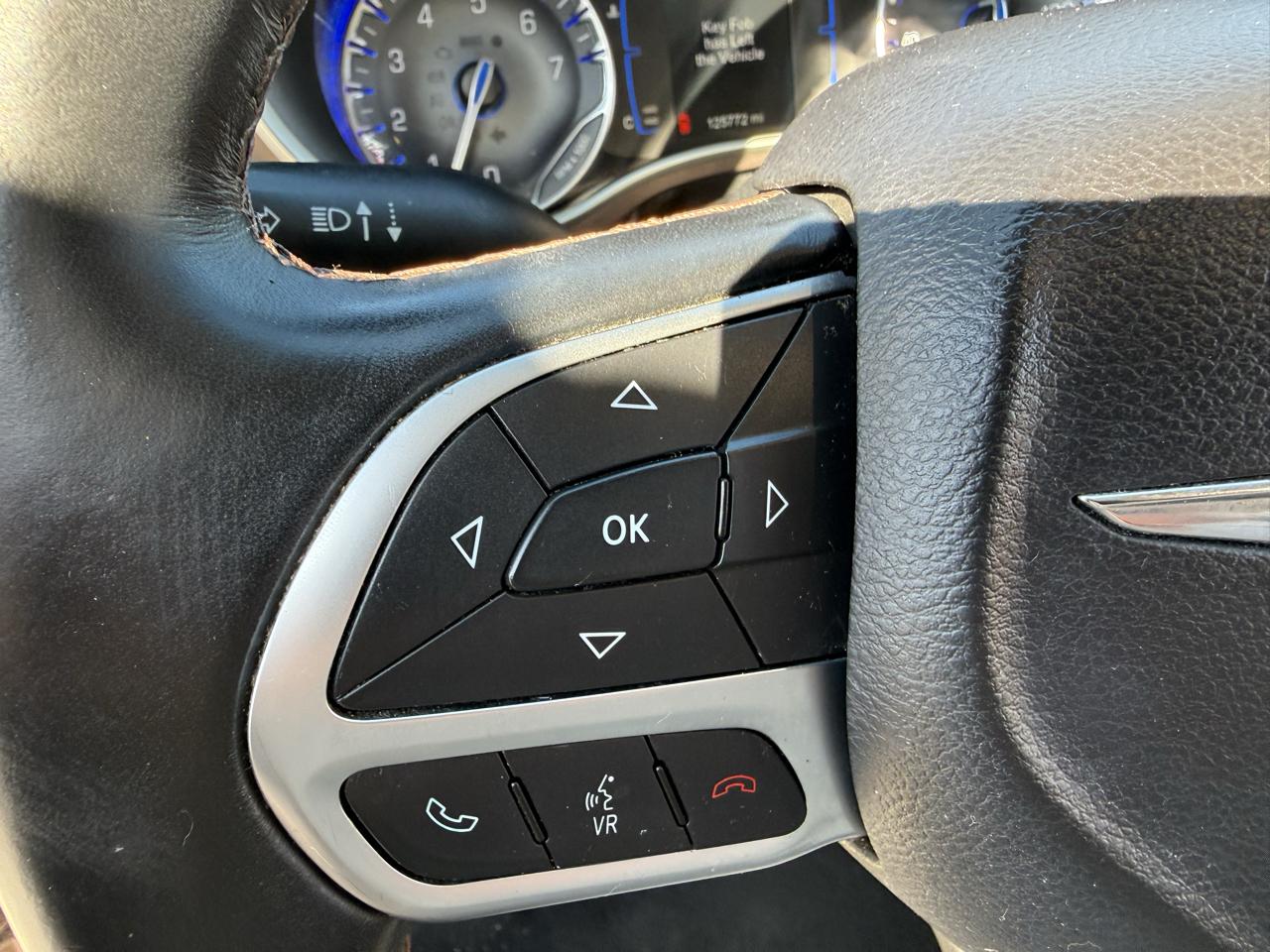 Chrysler Pacifica Touring-L 2017