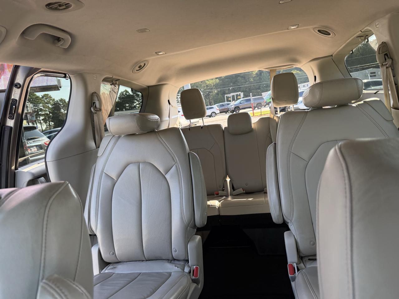 Chrysler Pacifica Touring-L 2017