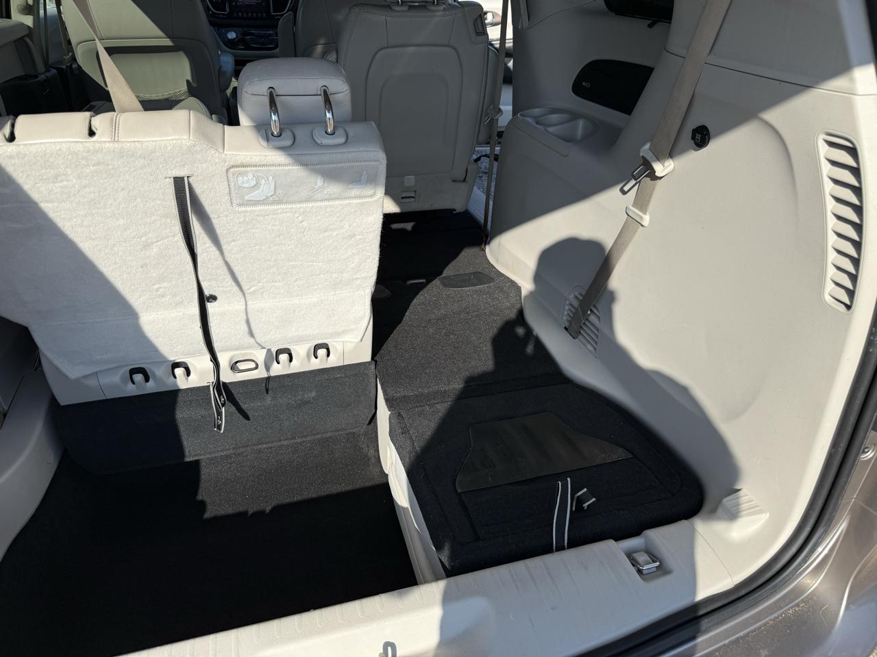 Chrysler Pacifica Touring-L 2017