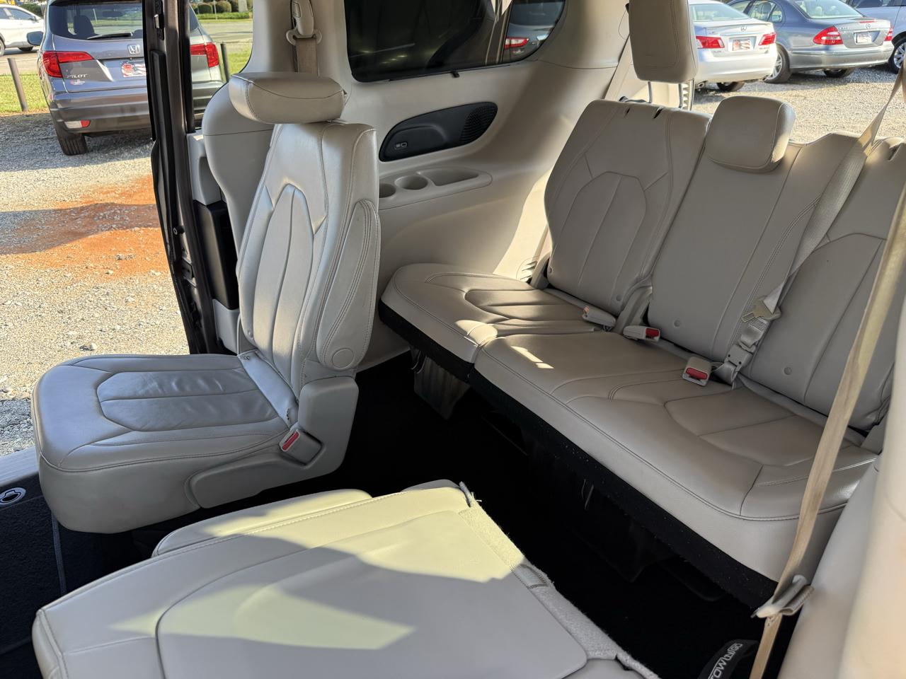 Chrysler Pacifica Touring-L 2017