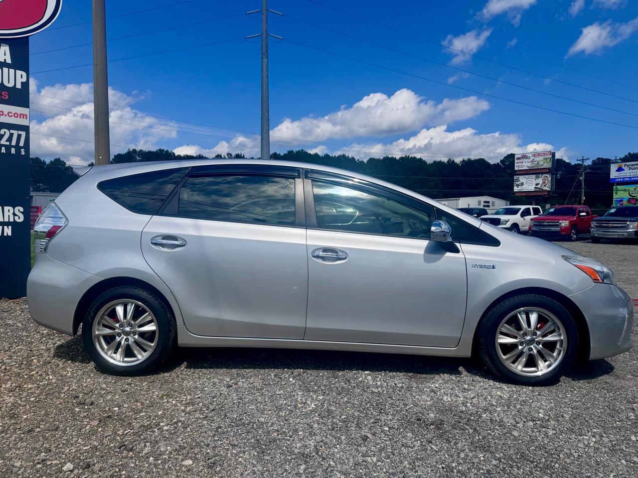 Toyota Prius V Three 2013