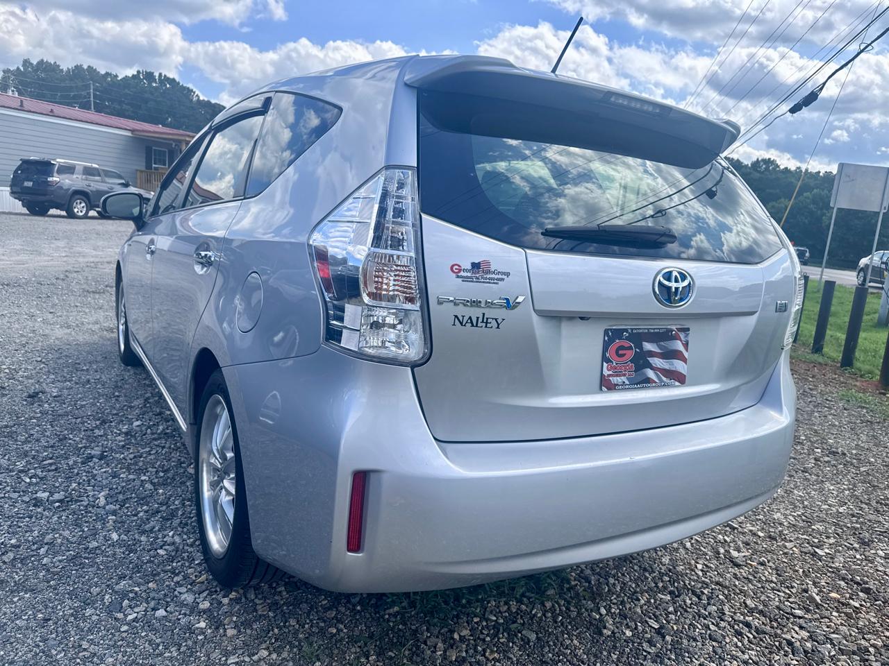 Toyota Prius V Three 2013