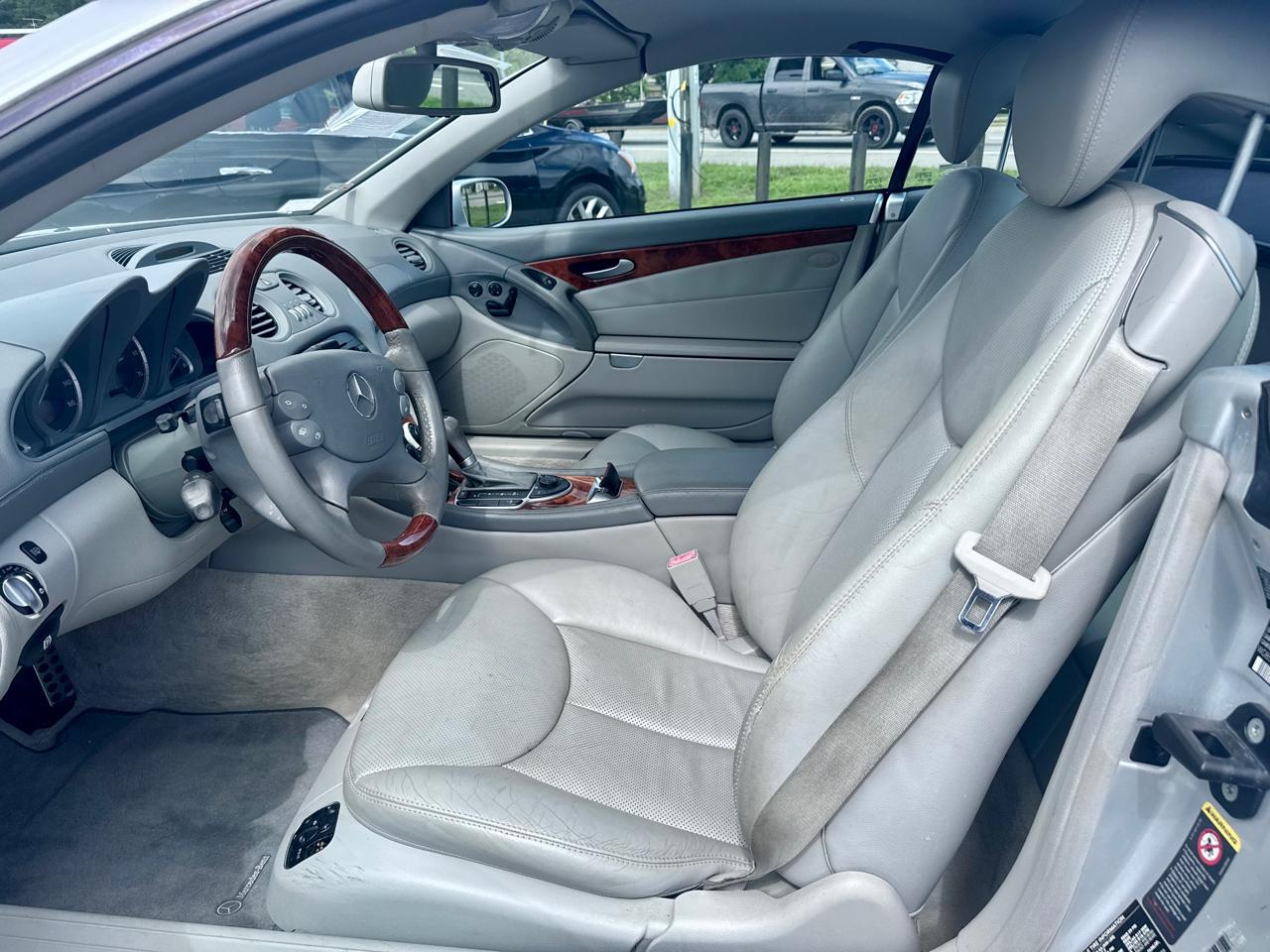 Mercedes-Benz SL-Class SL500 2005