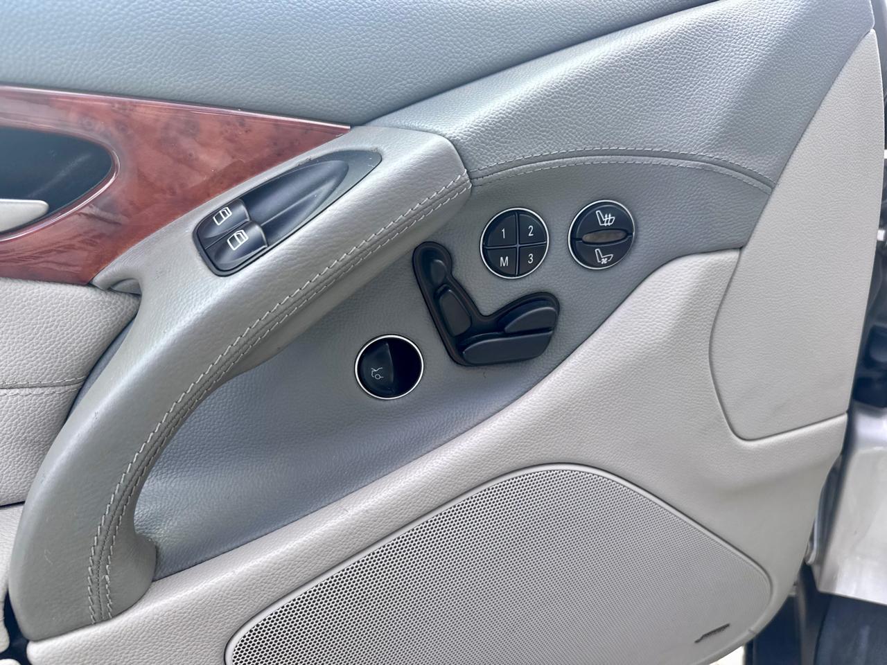 Mercedes-Benz SL-Class SL500 2005