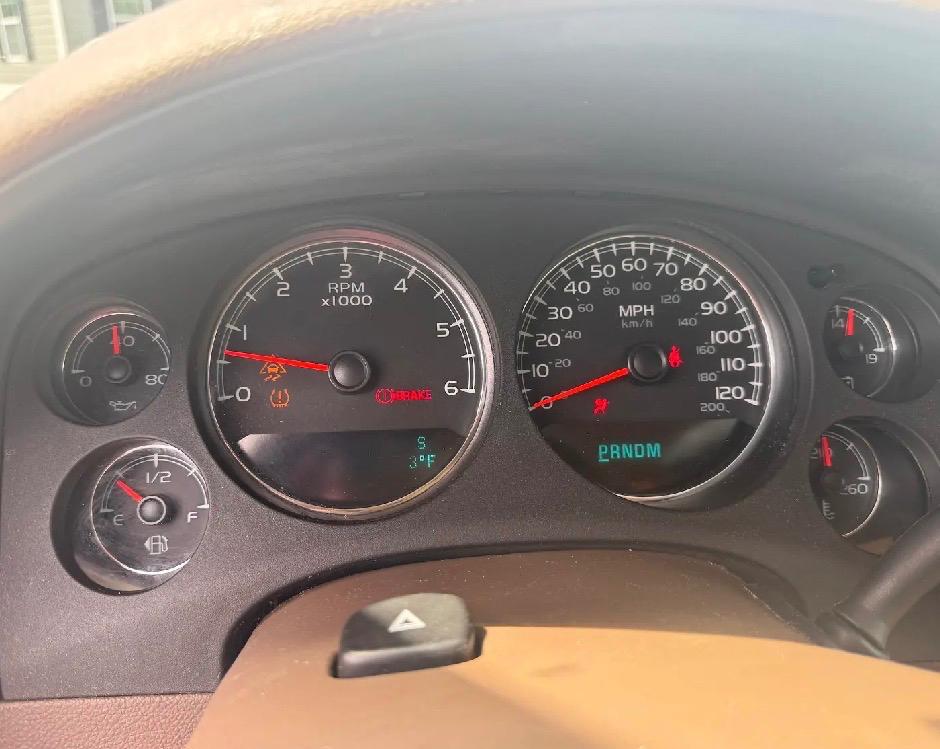 Chevrolet Suburban LTZ 1500 2WD 2010