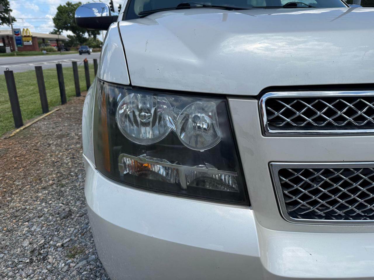 Chevrolet Suburban LTZ 1500 2WD 2010