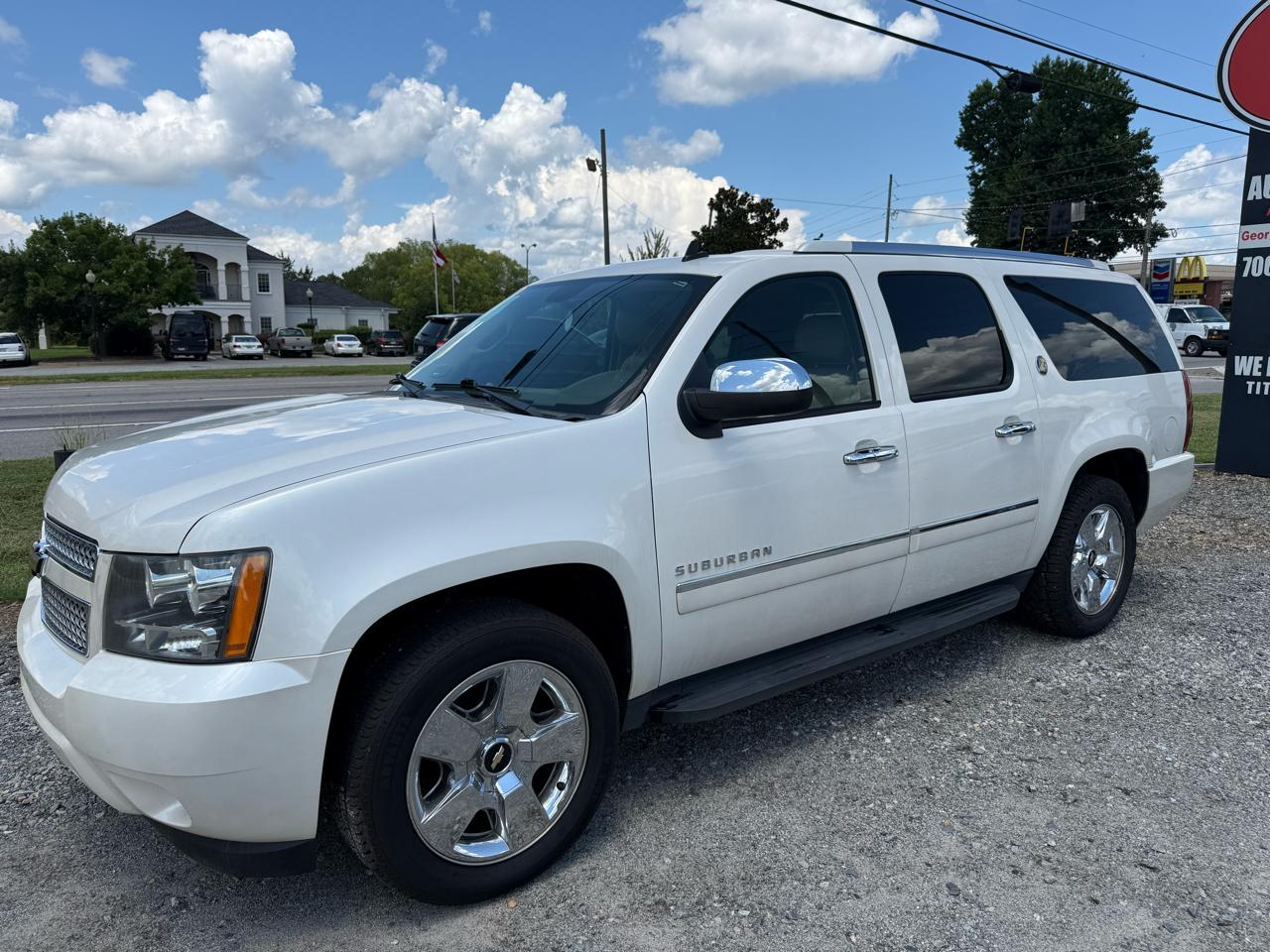 Chevrolet Suburban LTZ 1500 2WD 2010