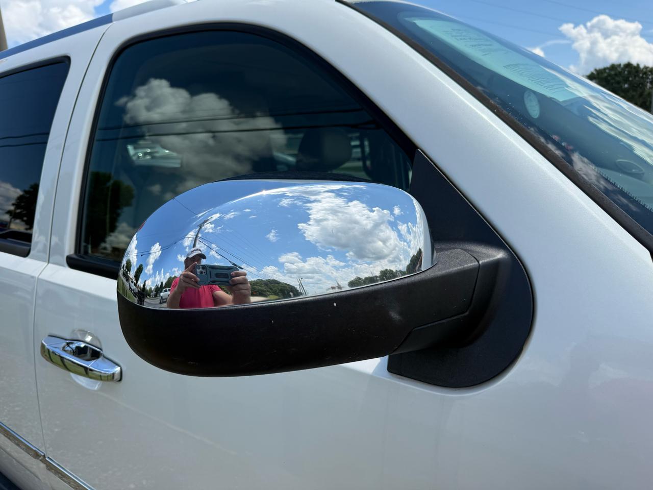 Chevrolet Suburban LTZ 1500 2WD 2010