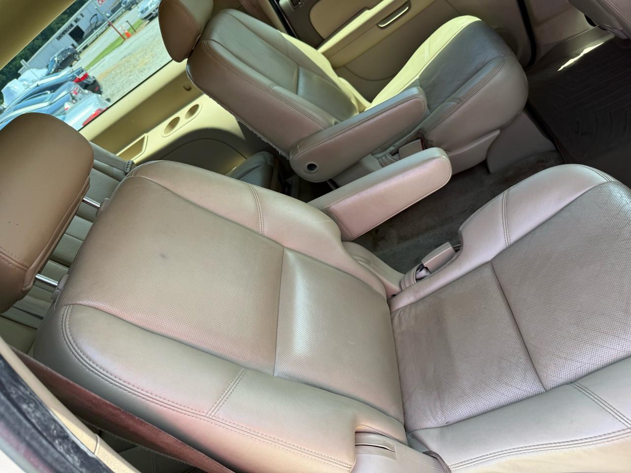Chevrolet Suburban LTZ 1500 2WD 2010