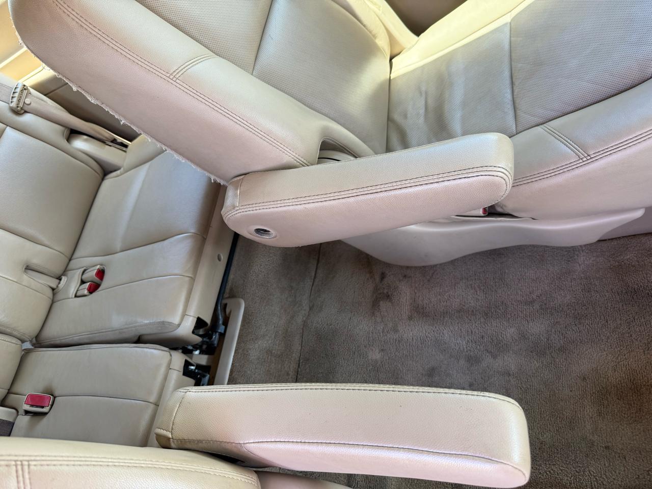 Chevrolet Suburban LTZ 1500 2WD 2010