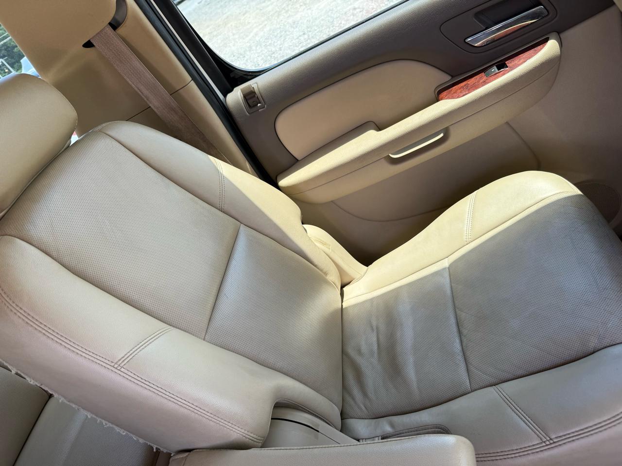 Chevrolet Suburban LTZ 1500 2WD 2010
