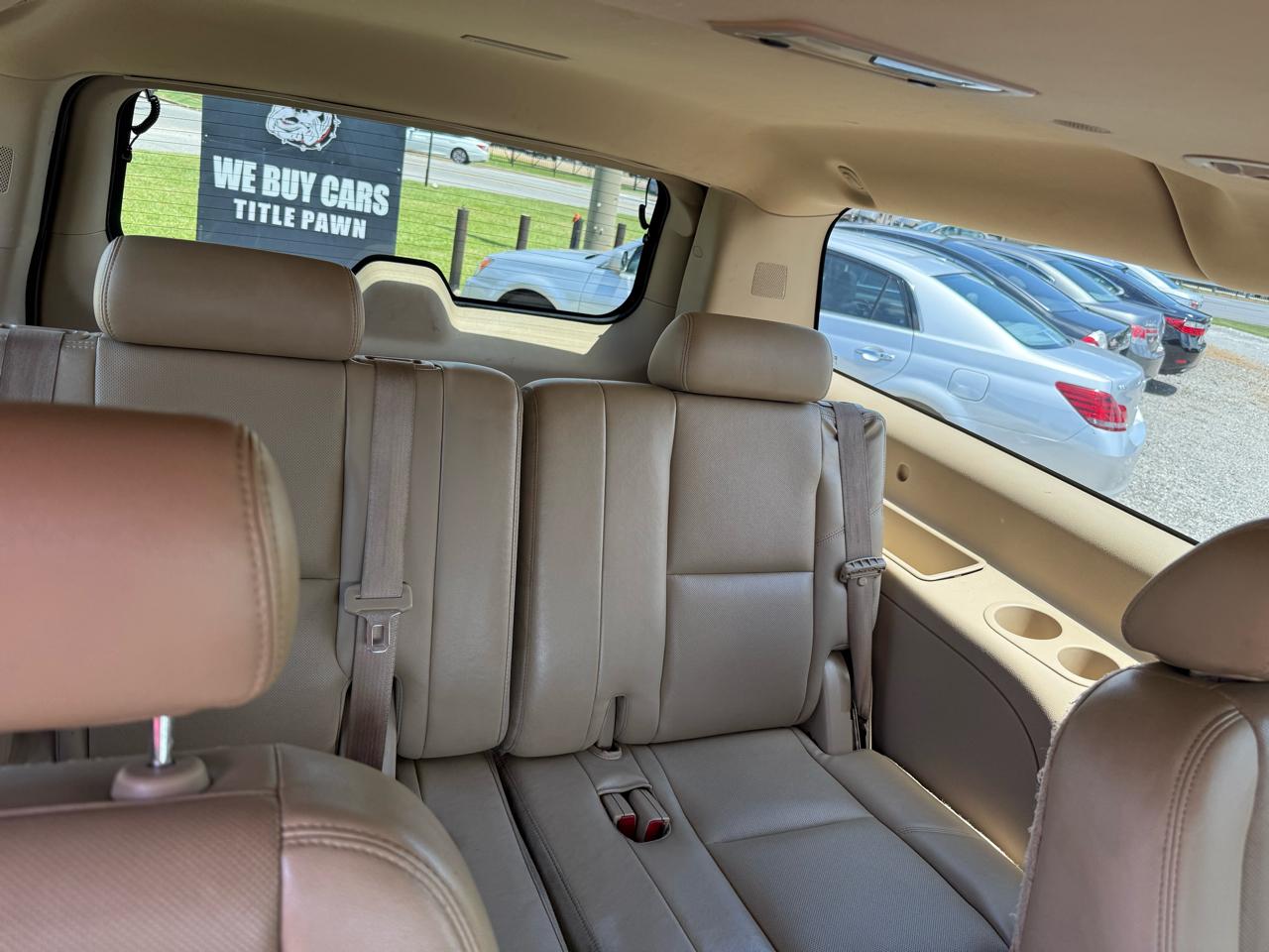 Chevrolet Suburban LTZ 1500 2WD 2010