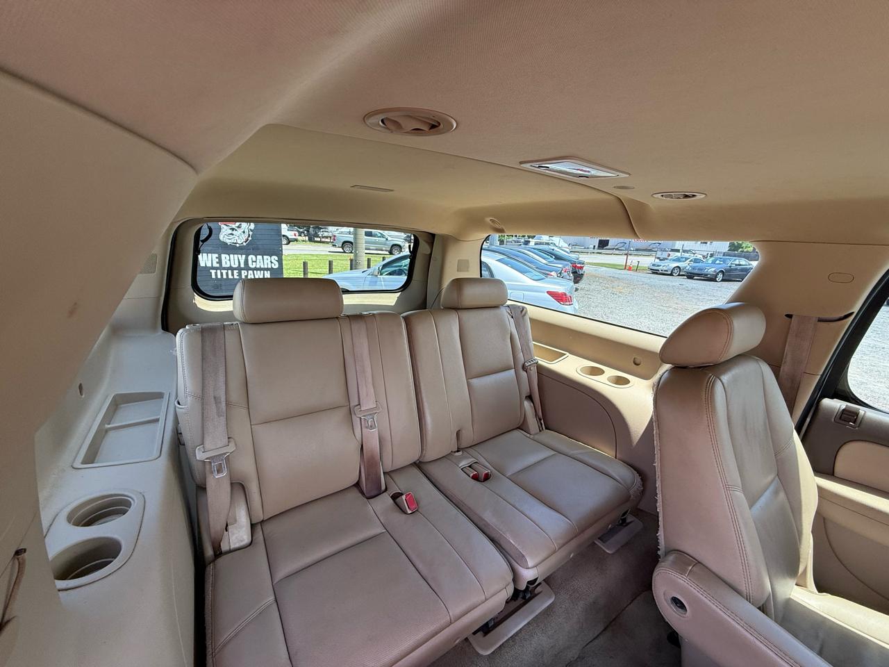 Chevrolet Suburban LTZ 1500 2WD 2010