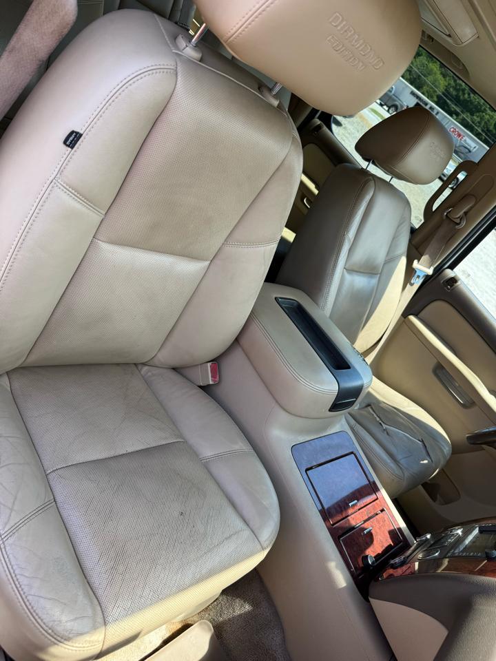 Chevrolet Suburban LTZ 1500 2WD 2010