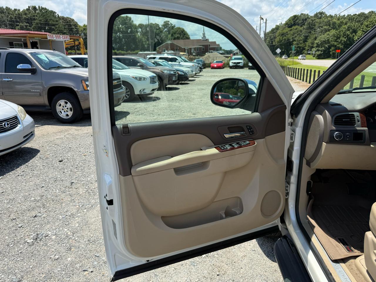 Chevrolet Suburban LTZ 1500 2WD 2010