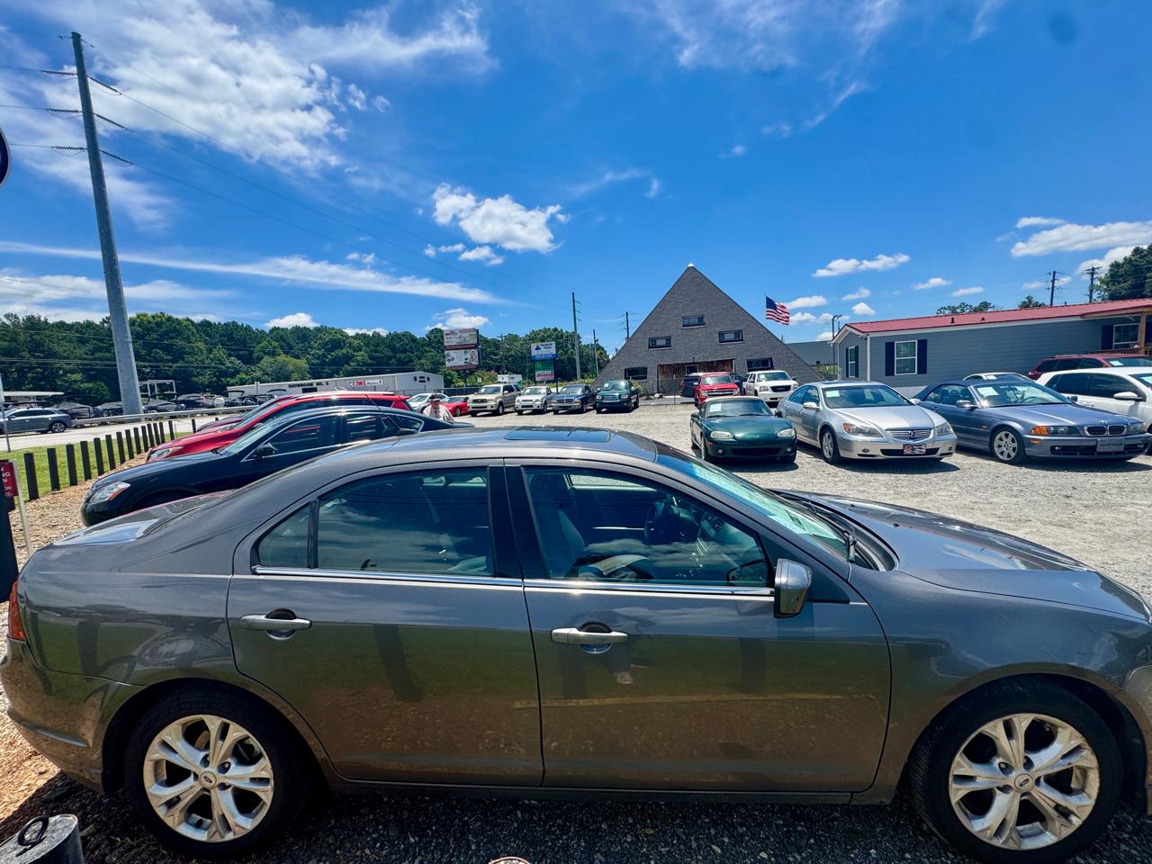 Ford Fusion SE 2012