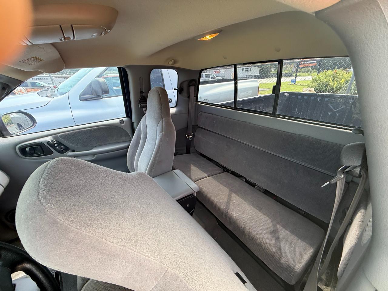 Dodge Ram 1500 ST Long Bed 2WD 2005