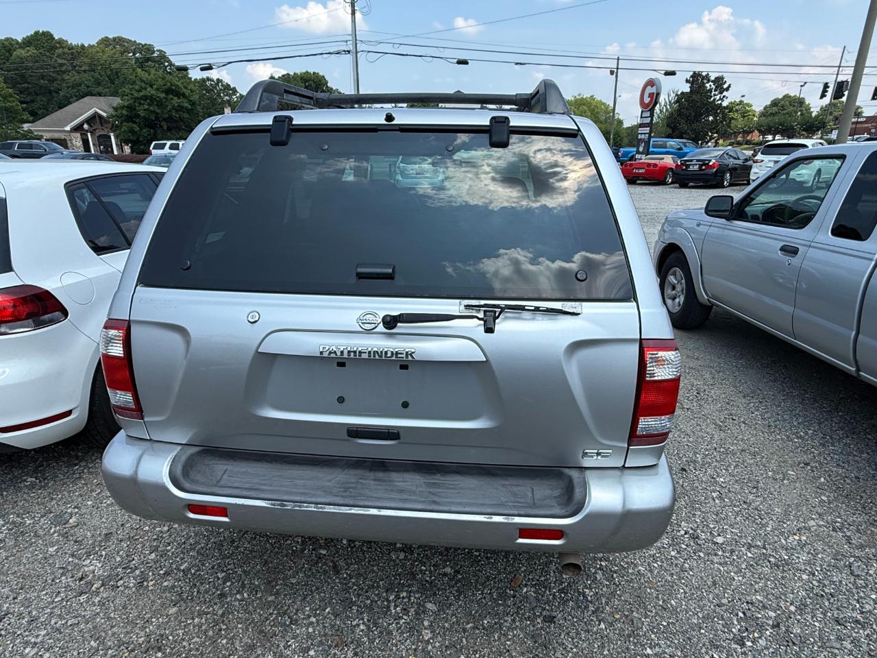 Nissan Pathfinder  2004