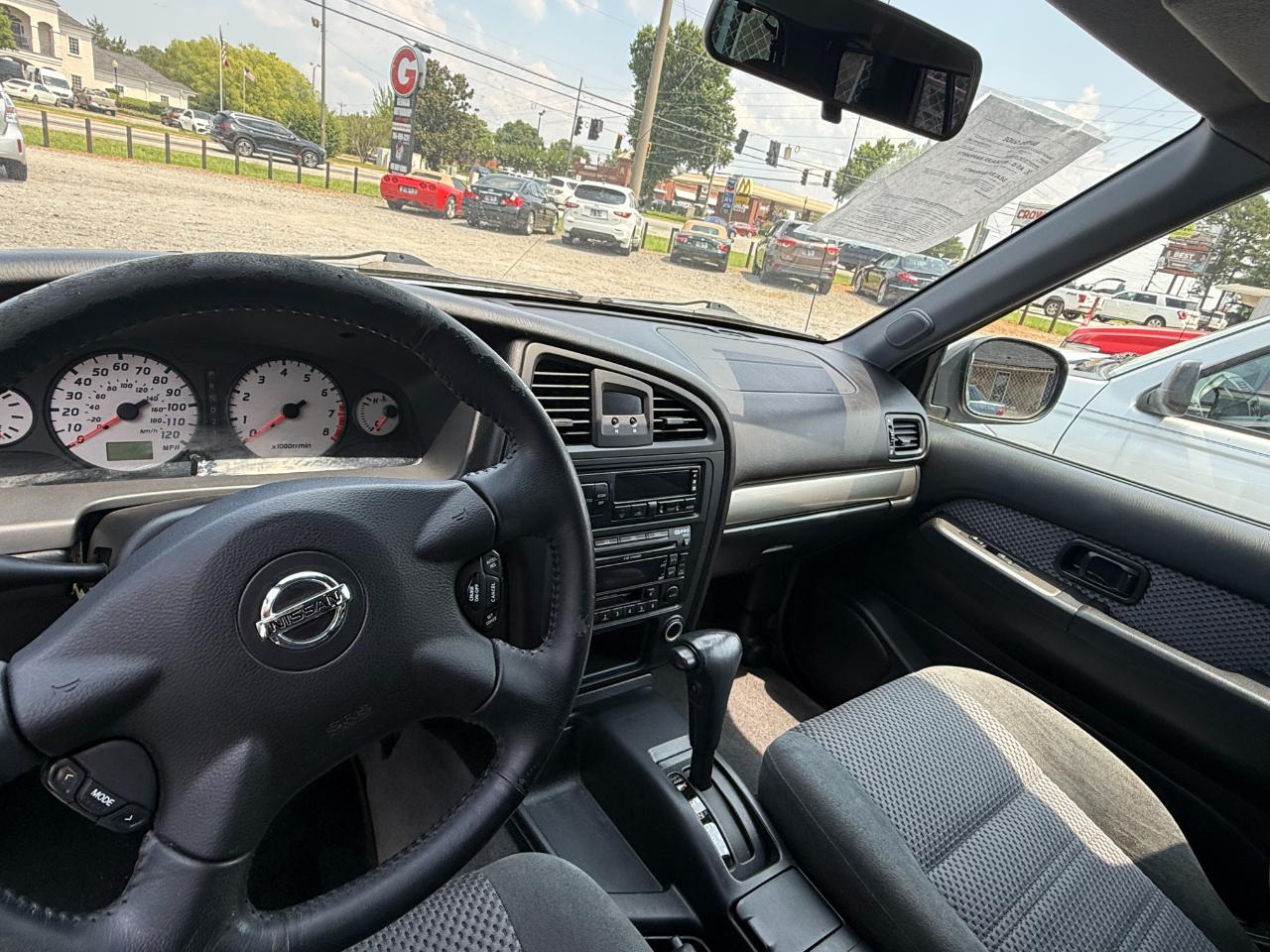 Nissan Pathfinder  2004