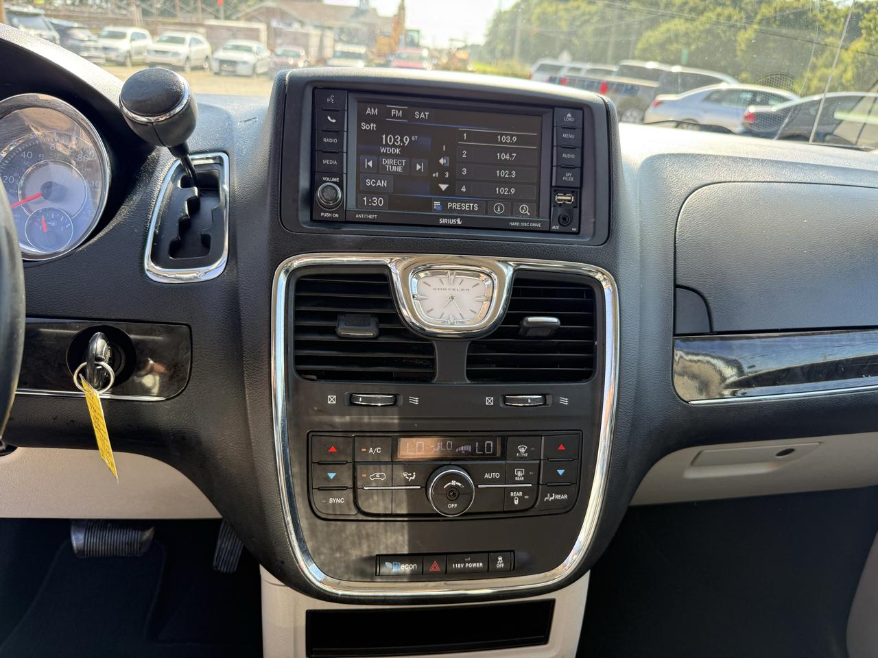 Chrysler Town & Country Touring 2015